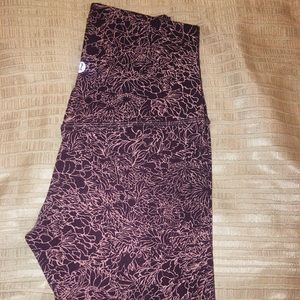 🌸Lululemon Align 25’ 💕💜